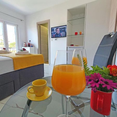 Holiday Home Gordana Хвар Экстерьер фото